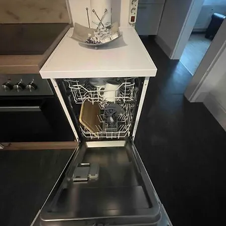 Mit Dolce Gusto, Wlan, Geschirrspule * Bielefeld